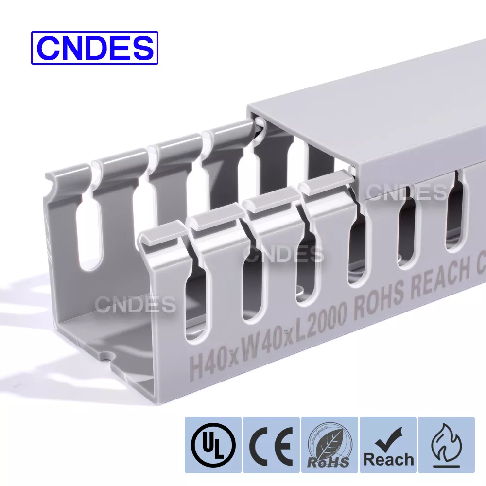 40×40 PVC кабелен канал с капак