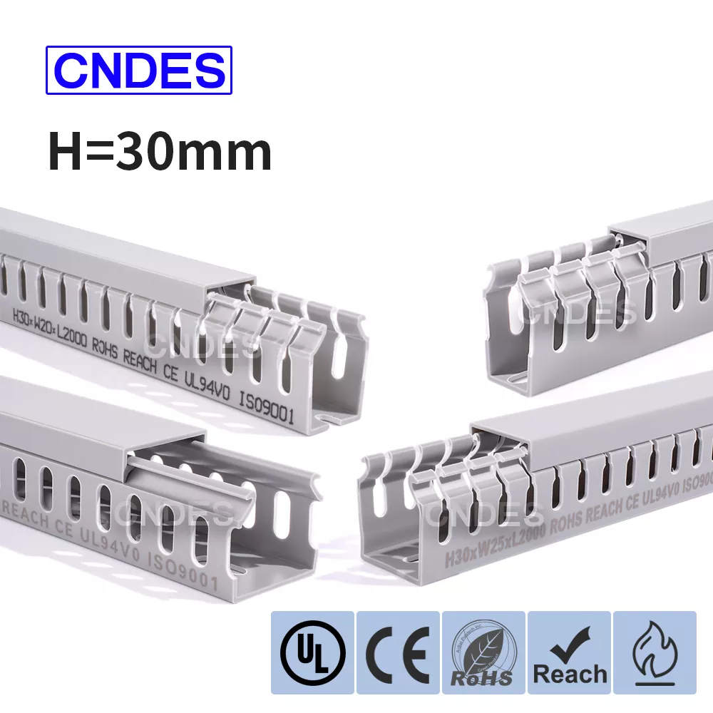 PVC канал за кабели с прорези с височина 30 мм